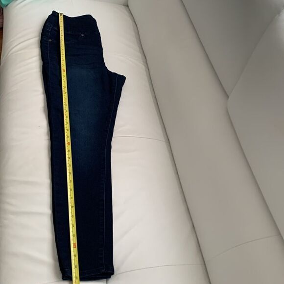 Seven7 Ultra High-Rise Pull On Jeans Style Leggings Size 6 - Picture 8 of 10